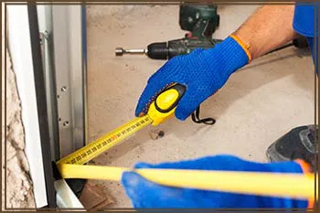 SOS Garage Doors Oak Park, IL 708-585-8537 SOS Garage Doors Oak Park, IL 708-585-8537 - maintenance-cont-gr-02m